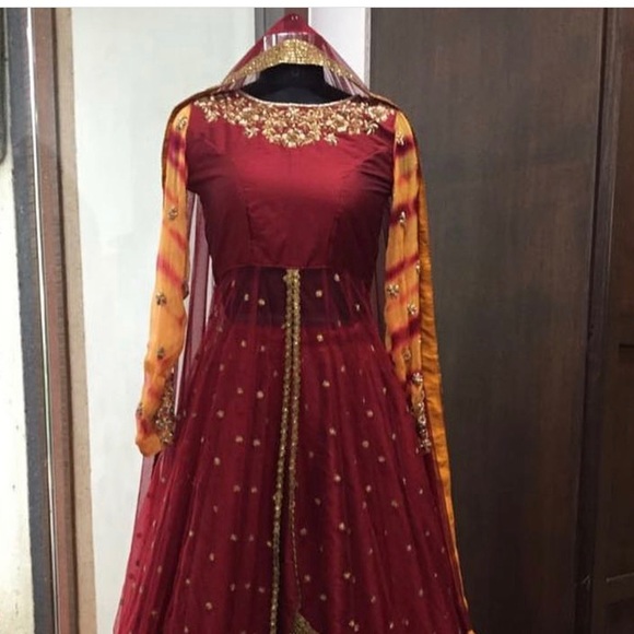 Brand new Indian dress . - Picture 2 of 2